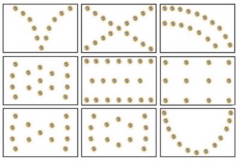 Как расположить светильники на натяжном потолке в зале без люстры и с ней